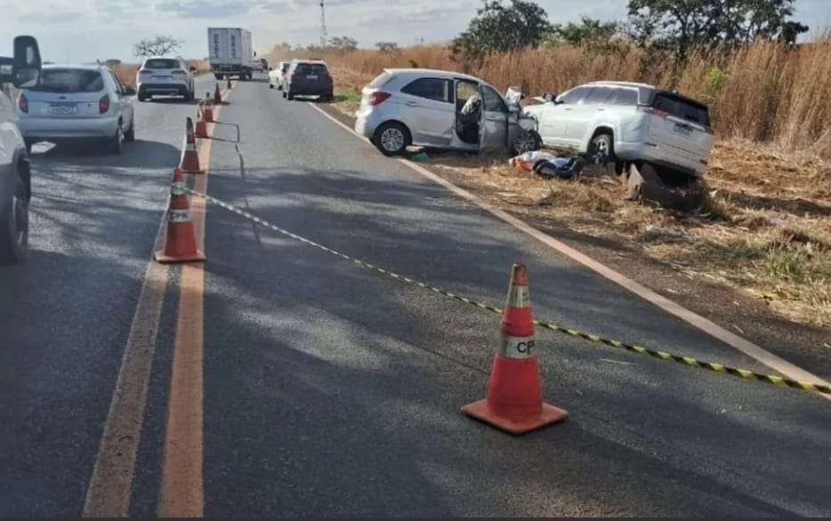 Acidente deixa uma criança morta e sete pessoas feridas, em Goiás