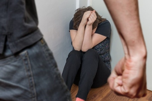 Jovem de 19 anos é preso suspeito de estuprar e engravidar adolescente de 13 anos