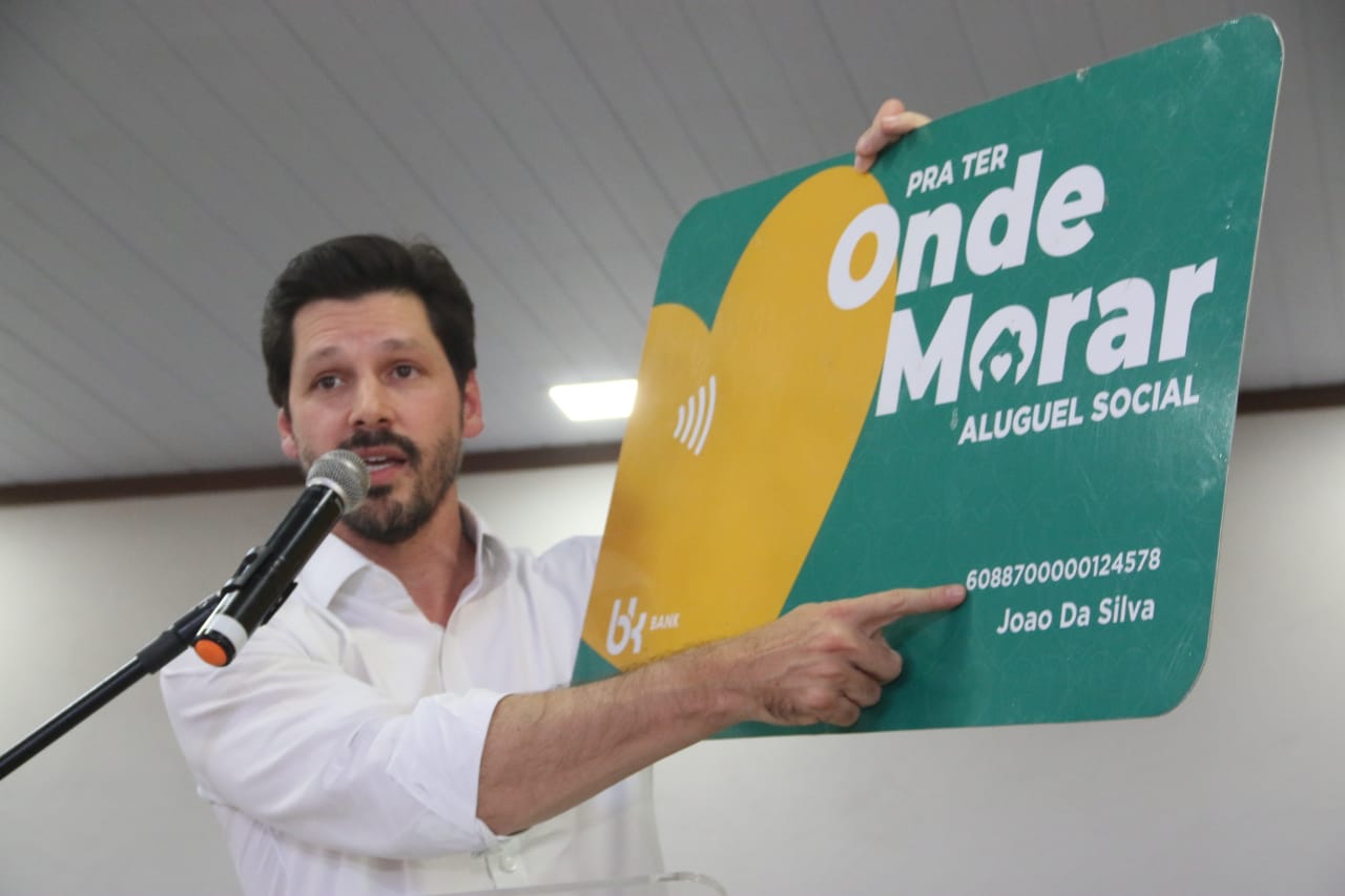 Daniel Vilela participa de lançamento da nova fase do Minha Casa Minha Vida