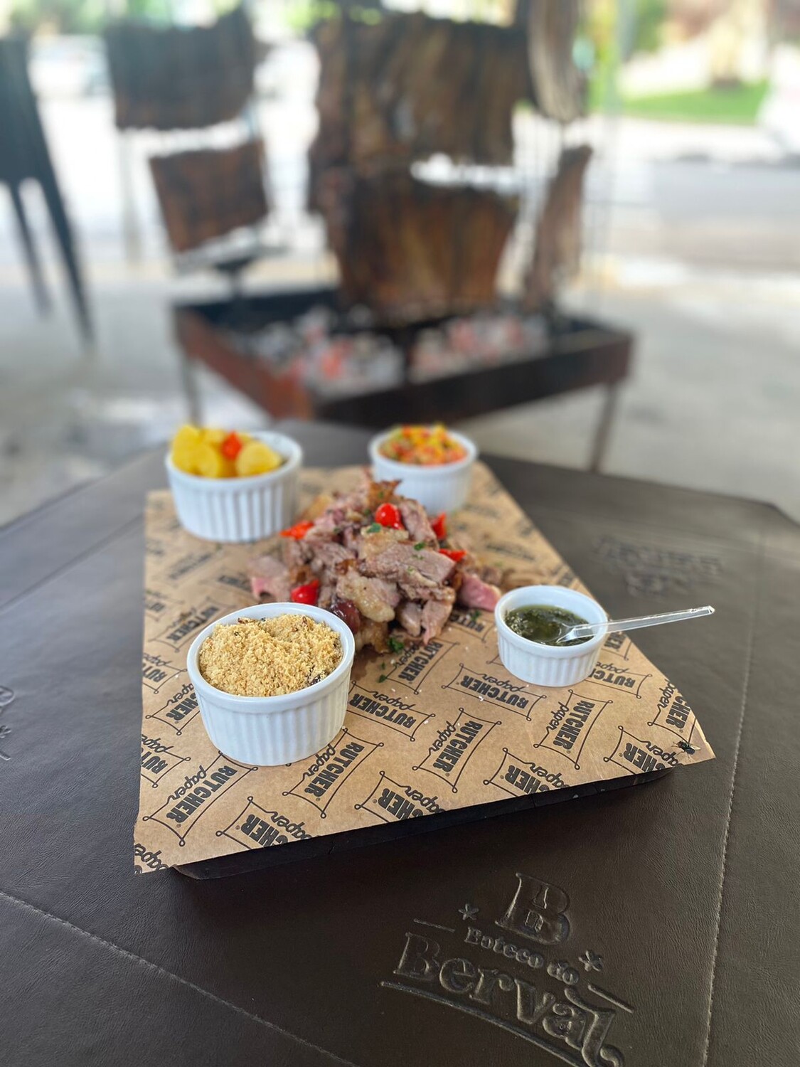 Quinta-feira da Costela no Boteco do Berval