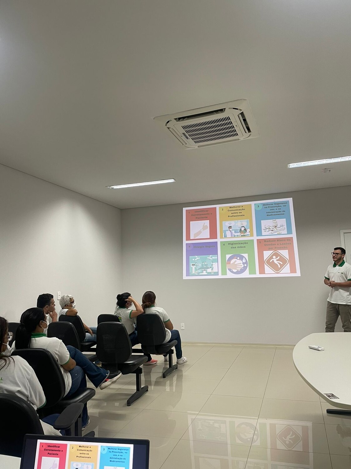 Identificação segura é tema de capacitação na Policlínica de Goiás