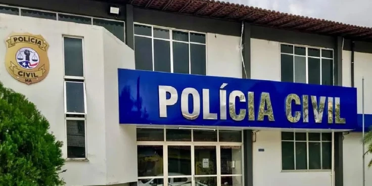 Homem é preso suspeito de tentar matar ex-companheira a golpes de faca