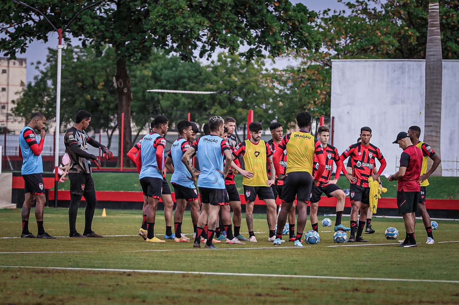 Após rodada do final de semana, Atlético Goianiense se aproxima ainda mais do G4
