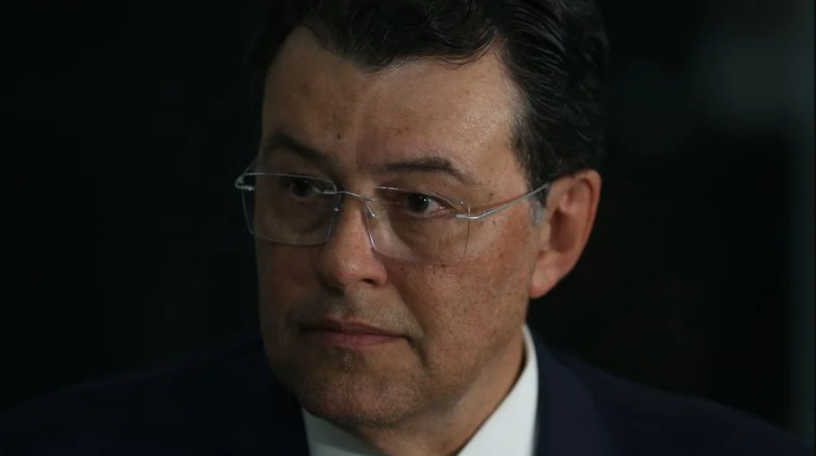 Limitação do poder tributário tem que estar na Constituição, diz Eduardo Braga