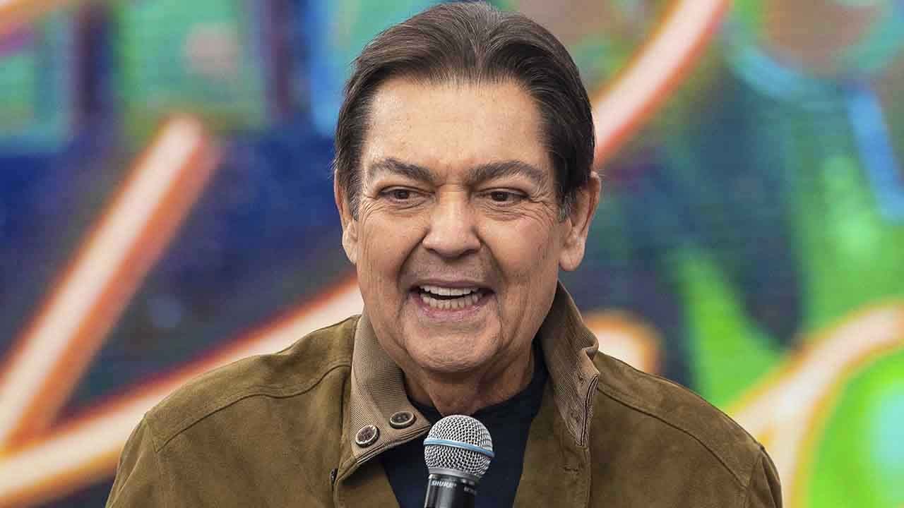 Faustão começa fisioterapia e tem função cardíaca normalizada