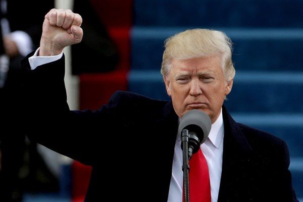 Nos EUA, Promotoria acusa Donald Trump de 'inflar' sua riqueza em bilhões de dólares