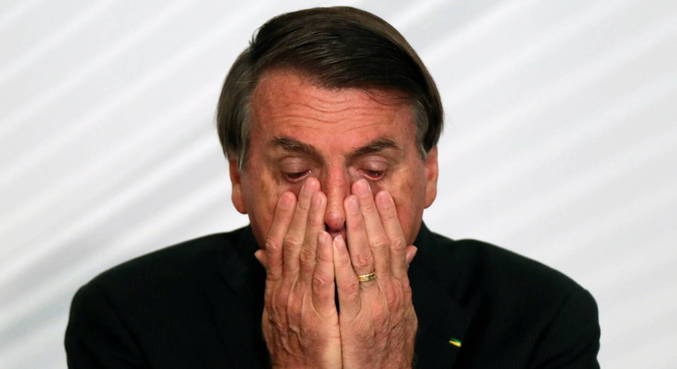 Relator do TSE vota para manter Bolsonaro Inelegível