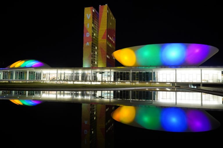 Câmara dos Deputados realiza audiência pública sobre Casamento Homoafetivo