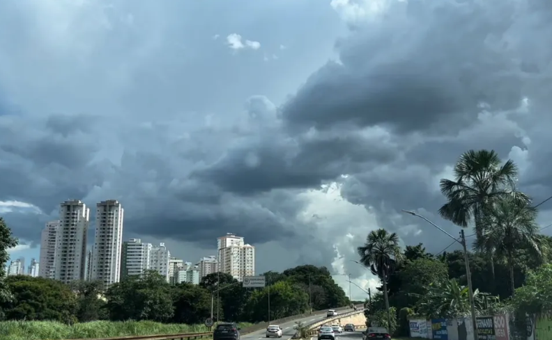 Inmet alerta para tempestades no fim de semana em Goiás