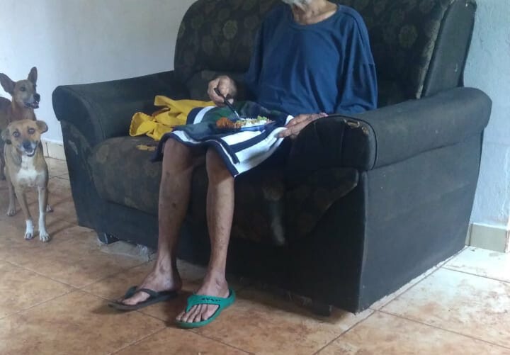 Homem é preso suspeito de manter pai em cárcere privado