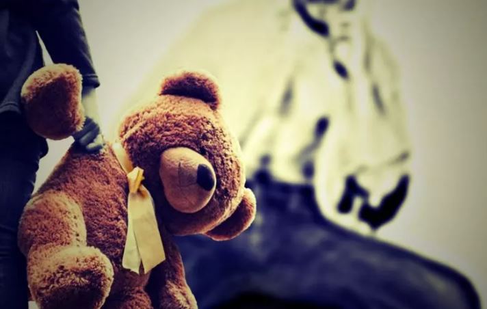 Fotógrafo infantil é preso suspeito de pedofilia