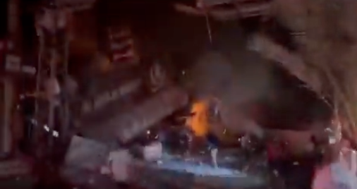 Explosão mata centenas em hospital de Gaza; árabes desistem de receber Biden (1)