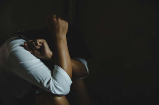 Adolescente descobre que sofreu estupro coletivo quando estava desacordada
