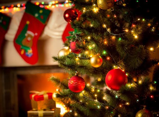 Você piscou, e as luzes pisca-pisca de Natal já nos espera
