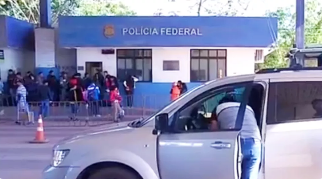 Homem morre após cápsula de cocaína estourar no estômago
