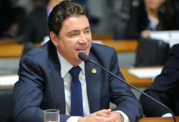 TRE absolve Senador Wilder Morais em ação que pedia cassação de mandato