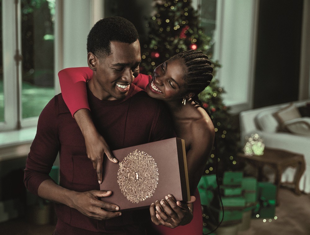Para comemorar o Natal e reforçar a presença nas relações, o Boticário lança mais de 30 kits e combos especiais
