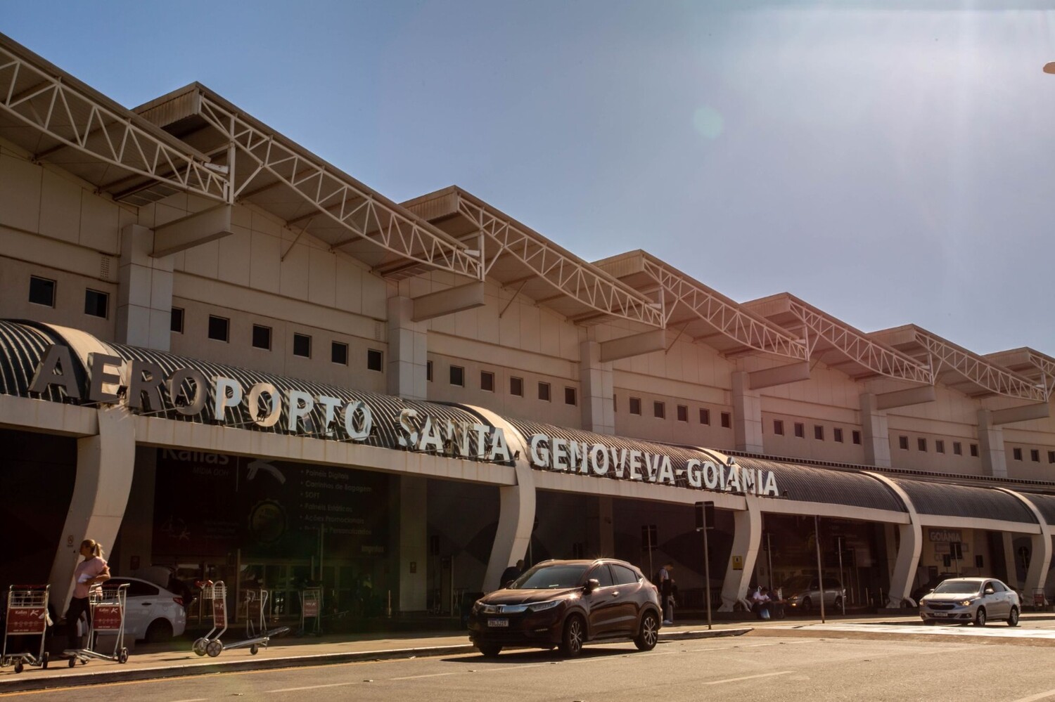 Aeroporto Internacional de Goiânia deve receber mais de 100 mil pessoas entre Natal e Ano Novo