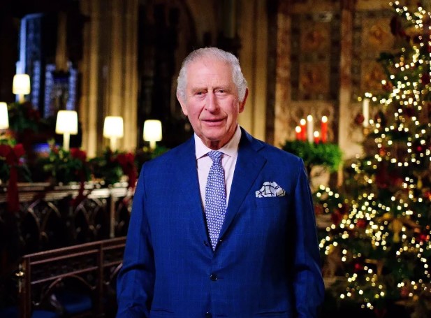 Em mensagem de Natal, rei Charles III reflete sobre coroação e pede paz no mundo