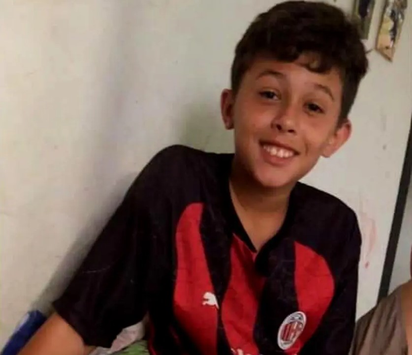 Motorista invade contramão, mata criança, é linchado e morre