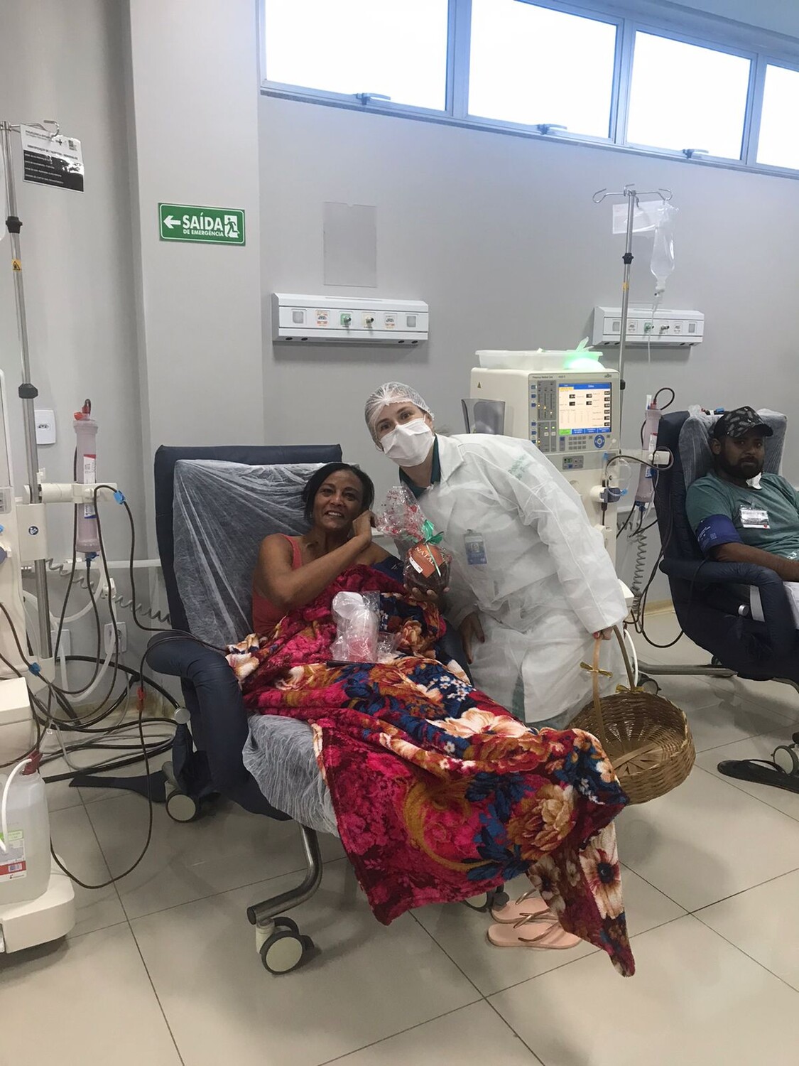 Policlínica de Posse celebra natal com pacientes da hemodiálise