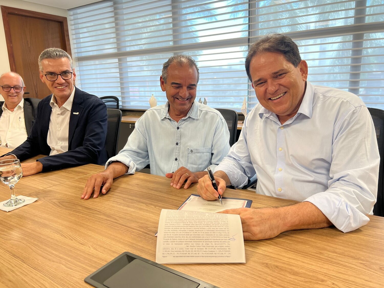 Sesc Goiás assina escritura pública de doação do Jataí Thermas Clube