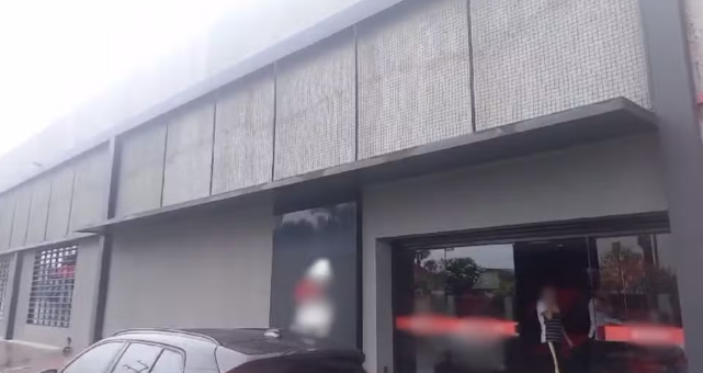 Mulher é atingida por peso de 250kg em academia