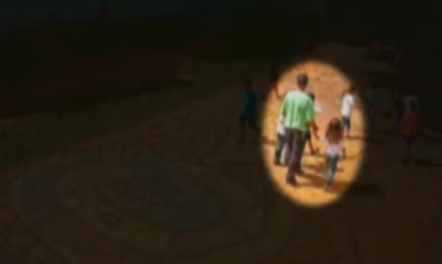 Porteiro denunciado por abuso sexual é flagrado andando de mãos dadas com criança de 5 anos