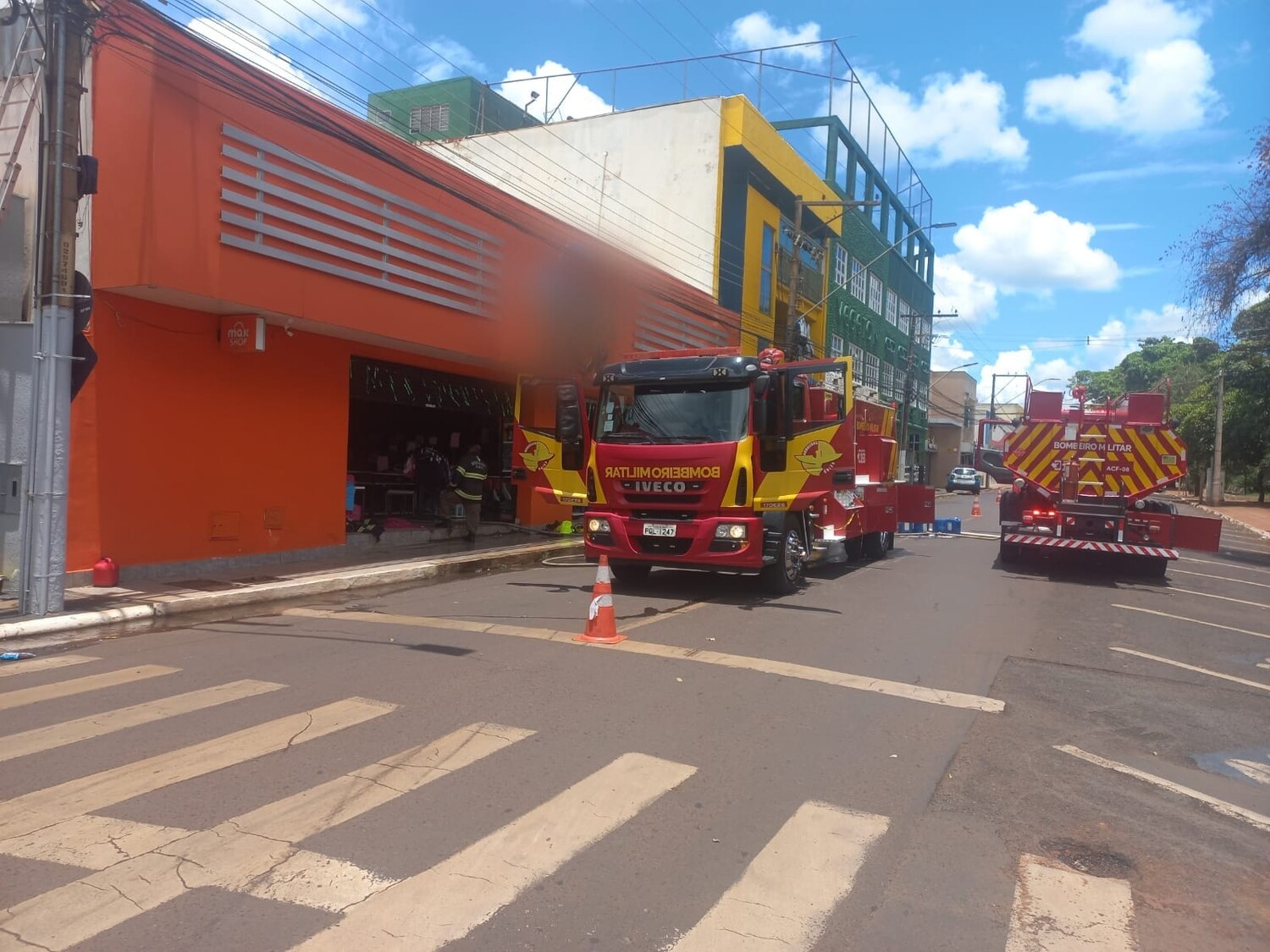 Loja perde mais de R$ 800 mil em mercadorias após incêndio