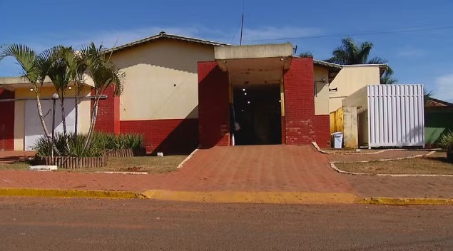 Adolescente é suspeito de matar o pai esfaqueado para defender a mãe