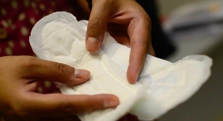 Projeto de lei prevê 3 dias de folga para servidoras com cólica menstrual