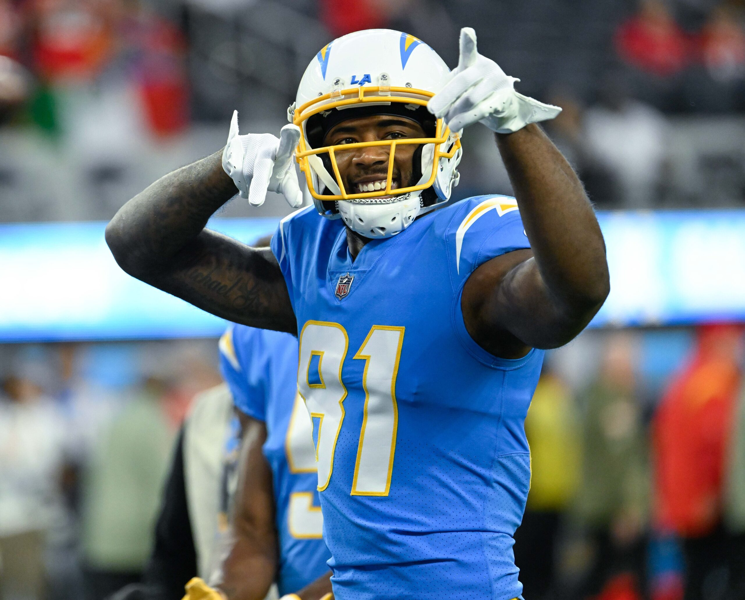 Jogadores trocam e outros estendem seus contratos na NFL !