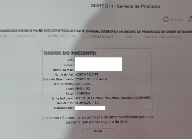 Mulher descobre que “morreu” ao ter dados de cadastro de saúde alterados