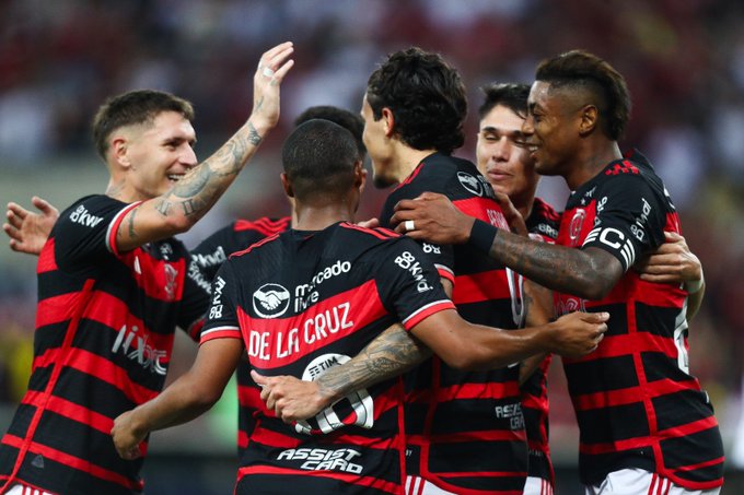 Flamengo vence São Paulo e aumenta pressão sobre Carpini