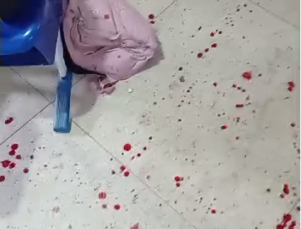 Aluno, de 16 anos, é baleado dentro de sala de aula