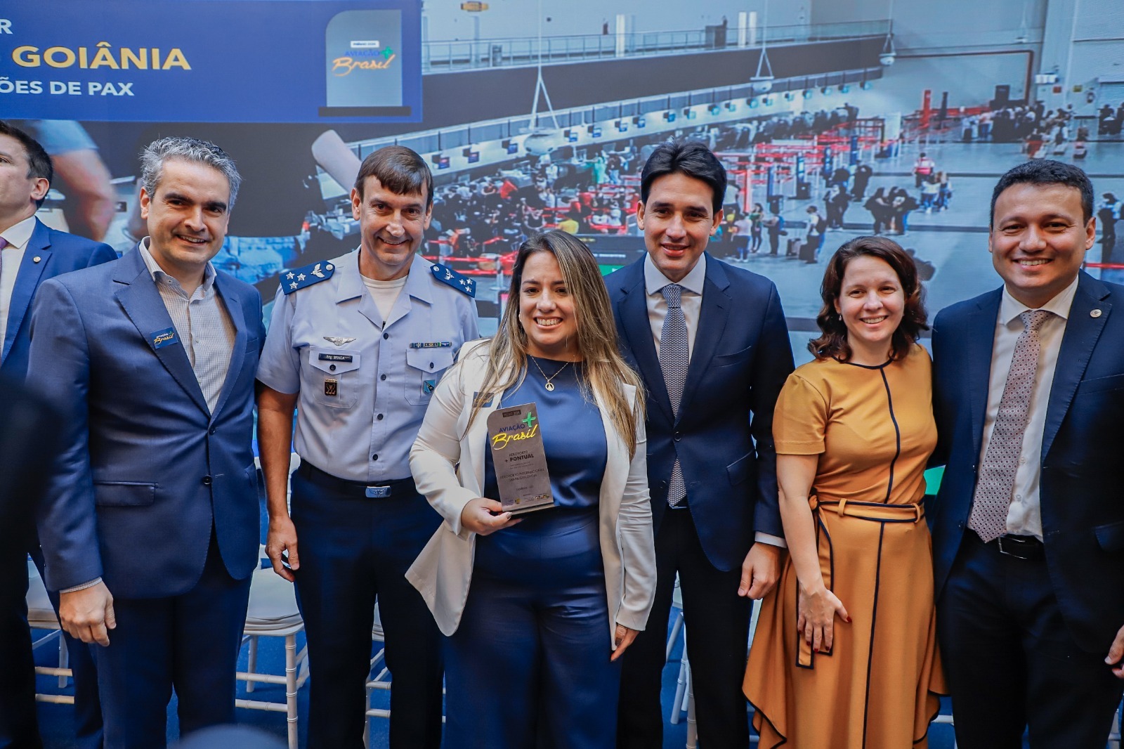Aeroporto de Goiânia recebe premiação como Aeroporto Mais Pontual do Brasil na categoria até 5 milhões de passageiros