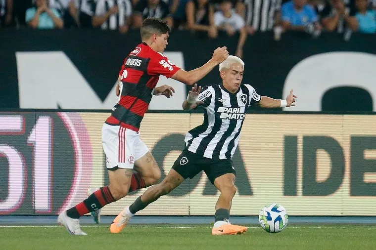 Brasileirão 2024: Flamengo e Botafogo se enfrentam neste domingo no Maracanã