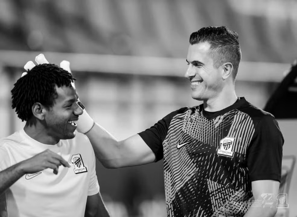 Al Ittihad anuncia saída de dois brasileiros da equipe