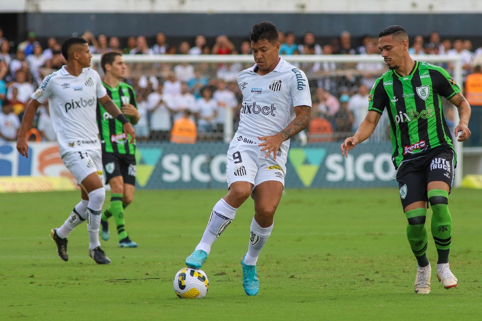 Brasileirão Série B 2024: Santos vai a Belo Horizonte, defender a liderança