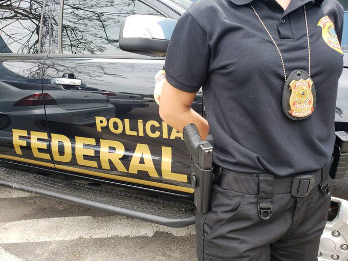 PF cumpre mandados de prisão contra suspeitos de usar ABIN para espionar desafetos de Bolsonaro