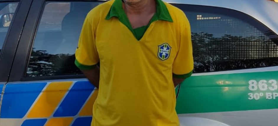 Durante jogo do Brasil, homem é flagrado abusando sexualmente de menina de oito anos