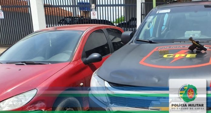 Suspeito de porte irregular de arma de fogo é preso