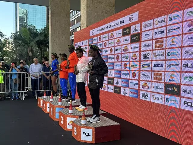 A 97ª edição da Corrida São Silvestre, disputada na manhã deste sábado