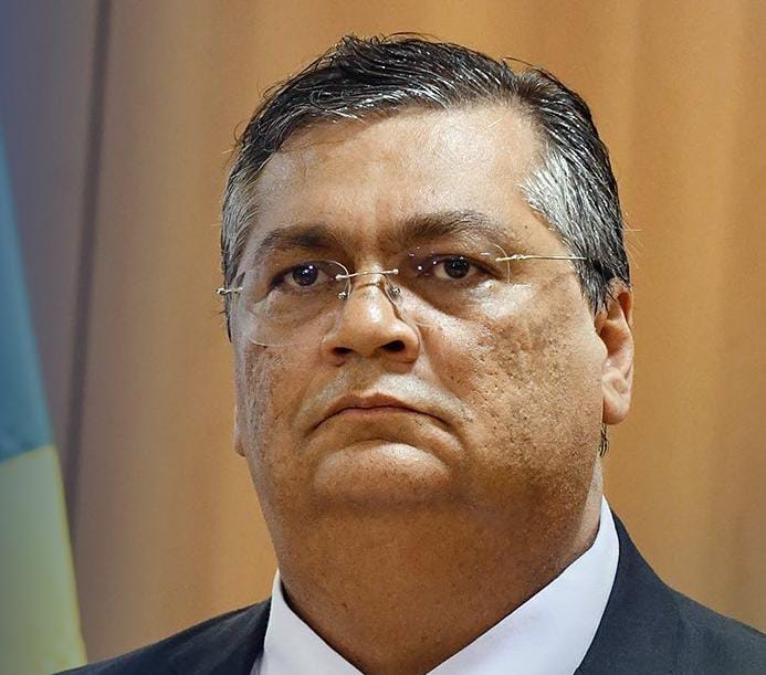 Dino afirma que PF lavrou 1.261 autos de prisão e apreensão após atos