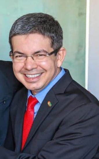 Randolfe: prisão de Torres é recado a quem desrespeitou lei por 4 anos
