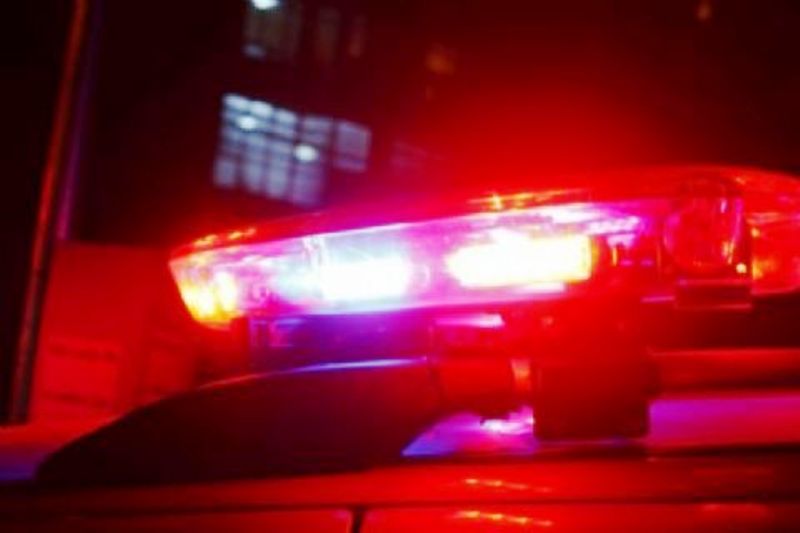 Homem mata a esposa e tenta tirar a própria vida com golpe de faca no próprio peito
