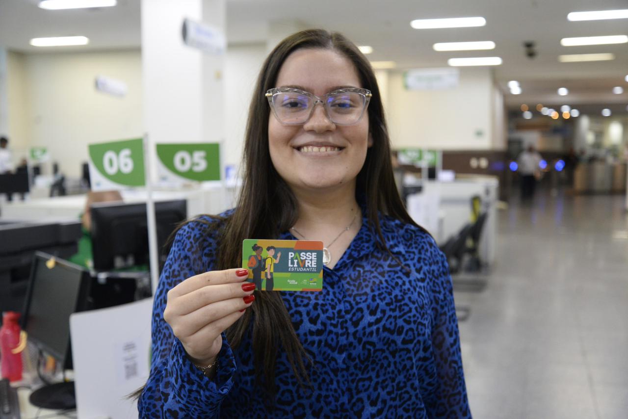 Cadastro e recadastro do Passe Livre Estudantil começa nesta segunda-feira