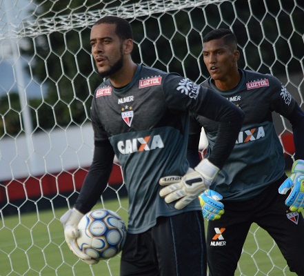 Goleiro aposta em continuação do trabalho de Tencati