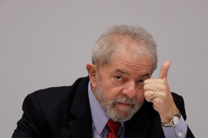 Ministro do STJ nega mais um recurso de Lula para deixar prisão