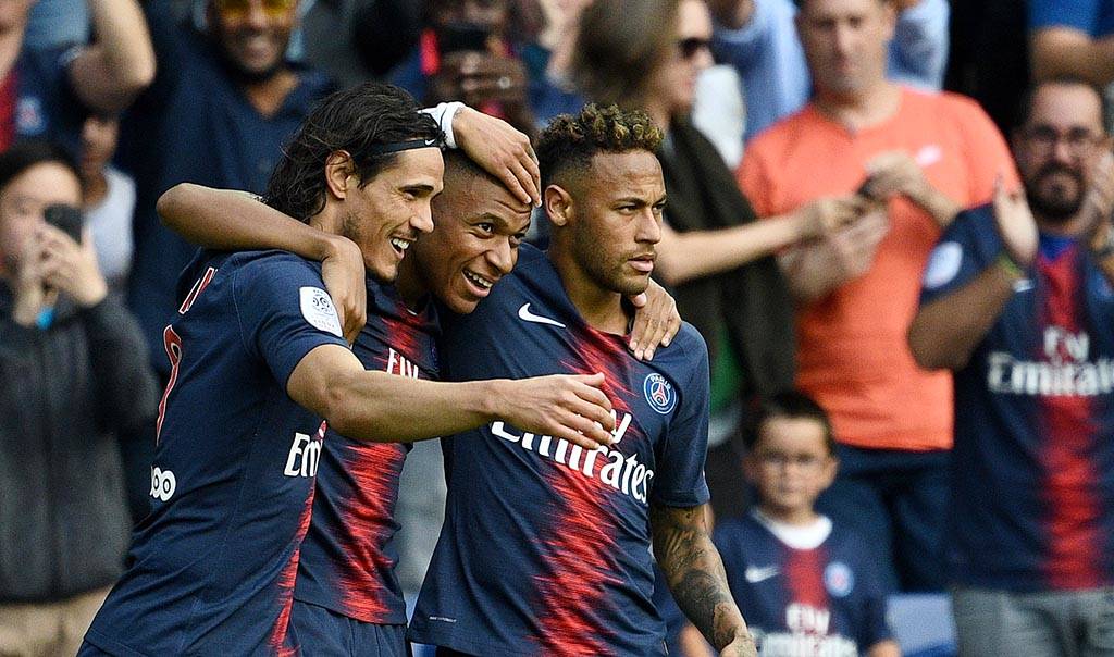 Trio de ataque funciona e PSG vence a terceira seguida